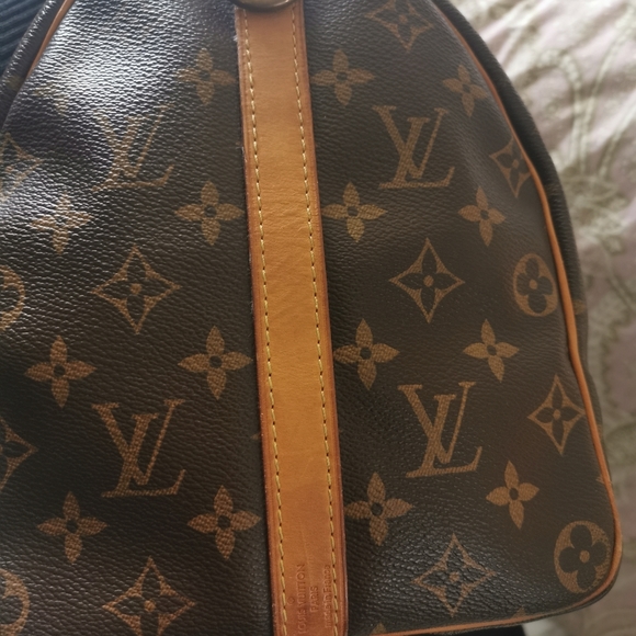 (Sold)100% Authentic LV Speedy Band 35 in  monogram - Picture 3 of 13